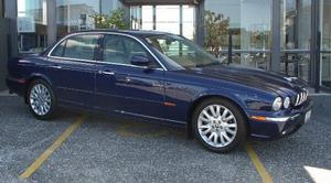 Jaguar XJ6